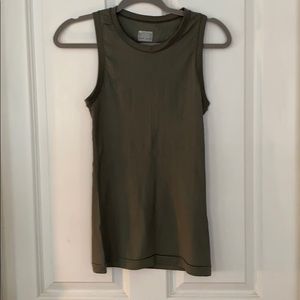 EUC Athleta tank size small. Army green ribbed